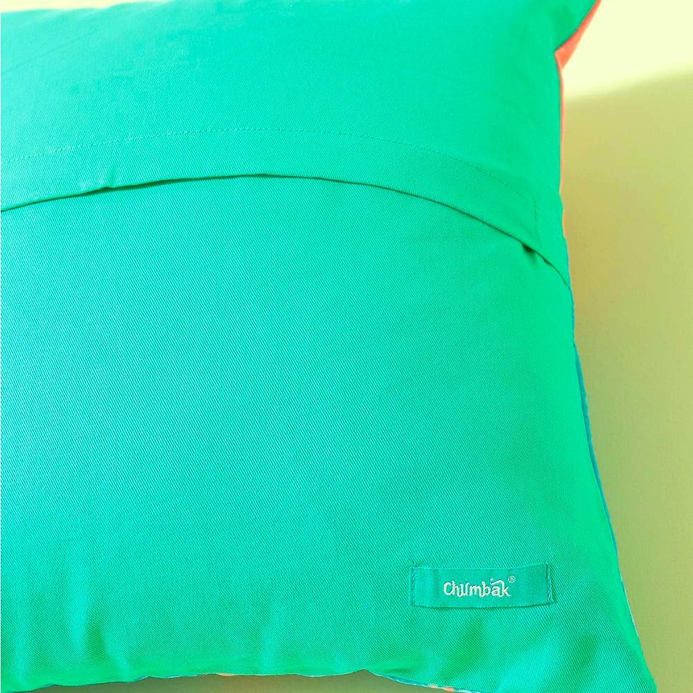 NEW WITHOUT TAGS - Chumbak Cat Lady 16” Cushion - Picture 7 of 8